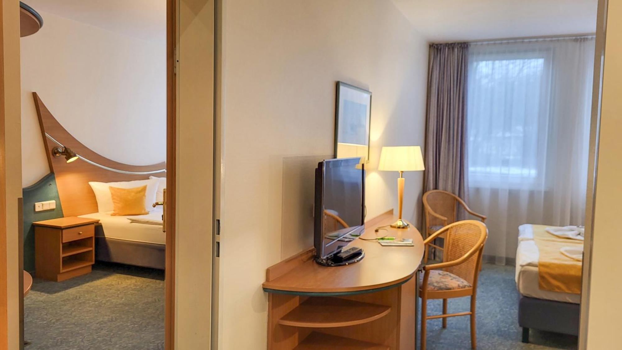 Seehotel Bollmannsruh Päwesin المظهر الخارجي الصورة