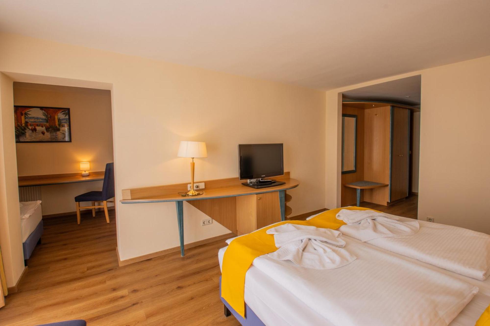 Seehotel Bollmannsruh Päwesin المظهر الخارجي الصورة